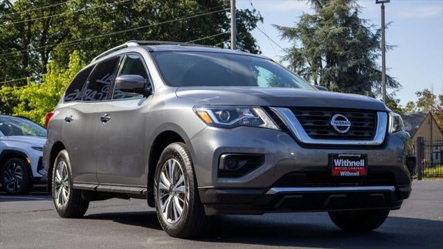 2019 Nissan Pathfinder S
