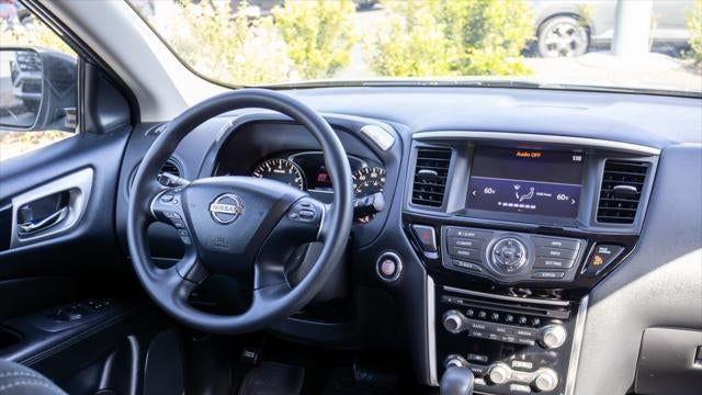 2019 Nissan Pathfinder S