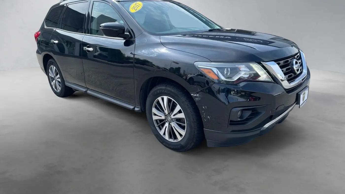 2017 Nissan Pathfinder S