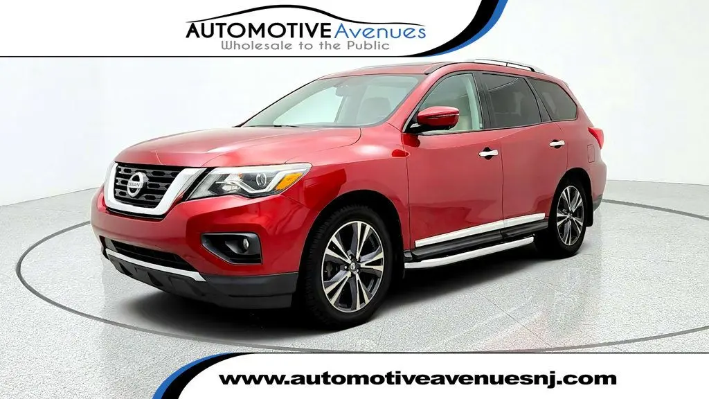2017 Nissan Pathfinder - $9,995