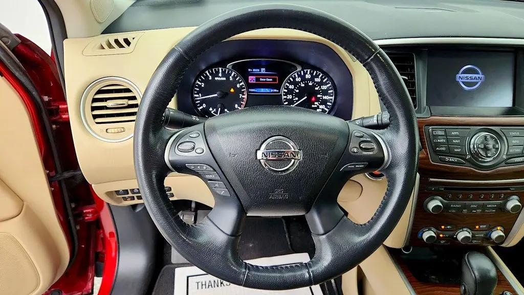 2017 Nissan Pathfinder - $9,995