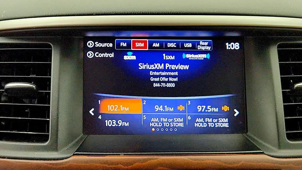 2017 Nissan Pathfinder - $9,995