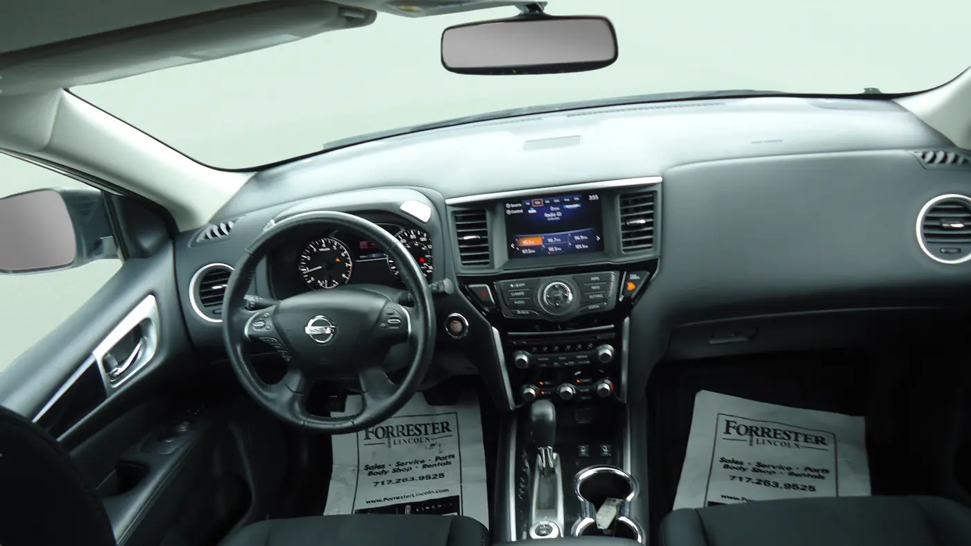 2018 Nissan Pathfinder S