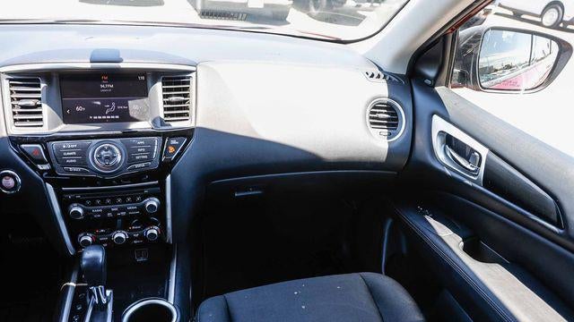 2019 Nissan Pathfinder SV