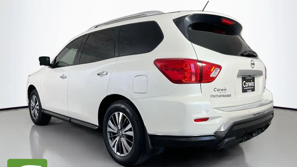 2017 Nissan Pathfinder S