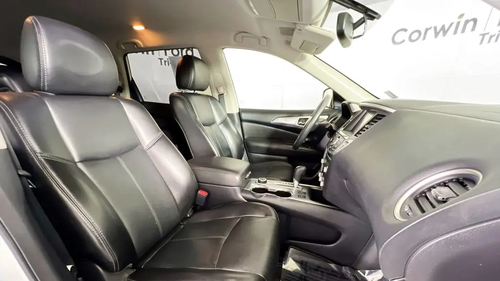2017 Nissan Pathfinder S