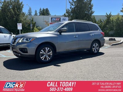 Photo of a 2019 Nissan Pathfinder 4X4 SL 4DR SUV for sale