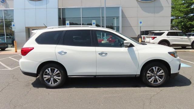 2018 Nissan Pathfinder S