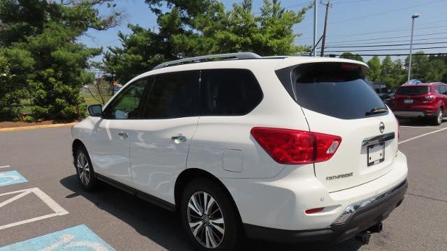 2018 Nissan Pathfinder S