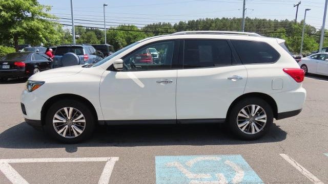 2018 Nissan Pathfinder S