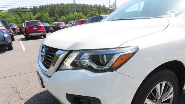 2018 Nissan Pathfinder S
