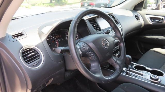 2018 Nissan Pathfinder S