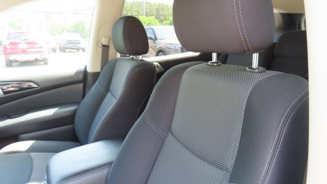 2018 Nissan Pathfinder S