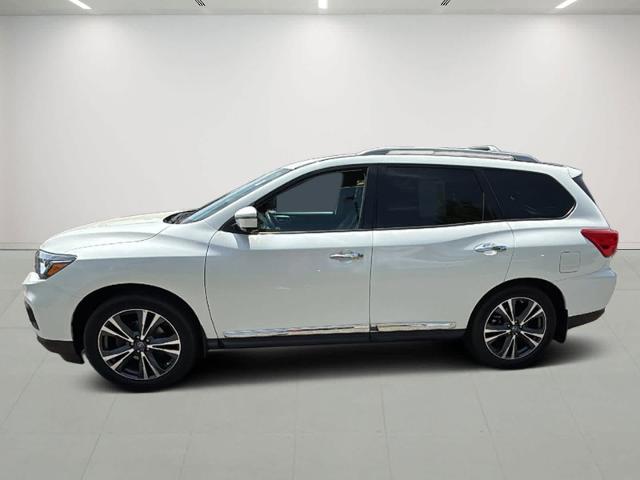 2017 Nissan Pathfinder