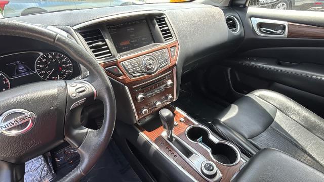 2017 Nissan Pathfinder