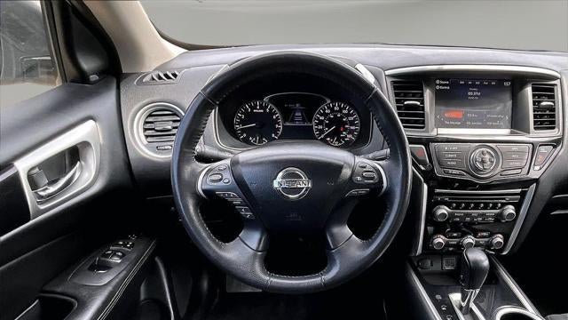 2019 Nissan Pathfinder SV