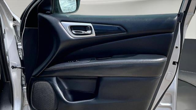 2019 Nissan Pathfinder SV