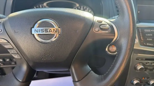 2017 Nissan Pathfinder S