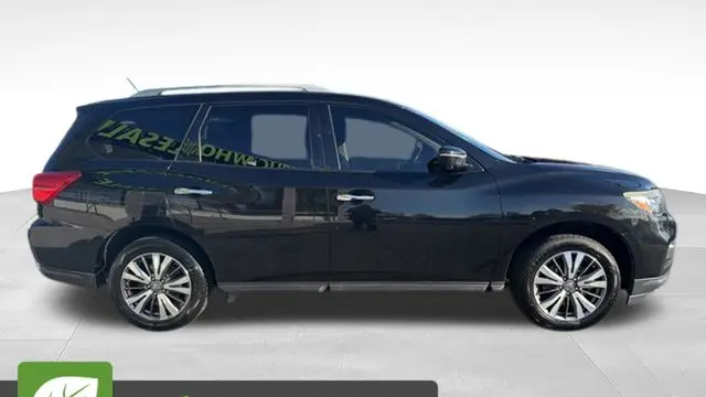 2017 Nissan Pathfinder S