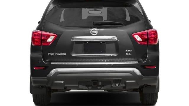 2018 Nissan Pathfinder SL