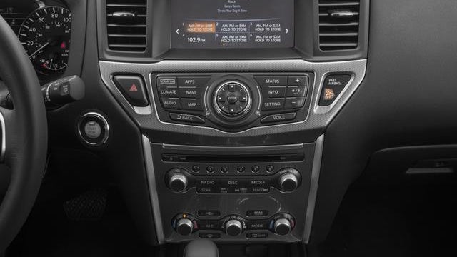 2018 Nissan Pathfinder SL