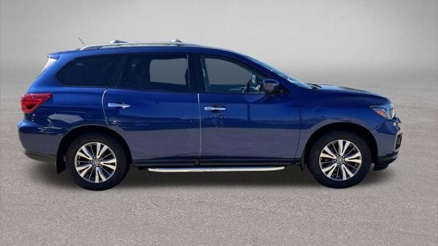 2018 Nissan Pathfinder S