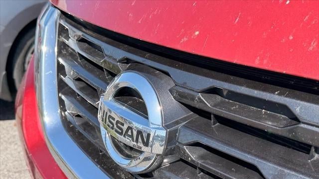 2017 Nissan Pathfinder SL