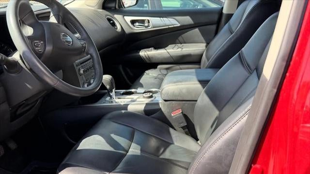 2017 Nissan Pathfinder SL