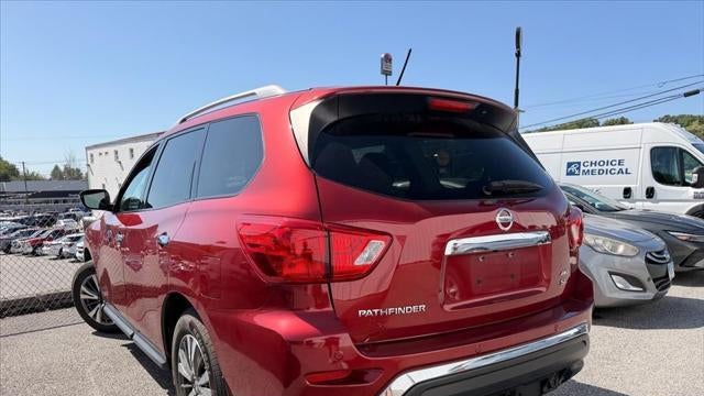 2017 Nissan Pathfinder SL
