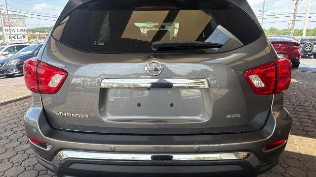 2019 Nissan Pathfinder S