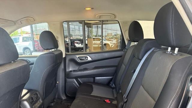 2019 Nissan Pathfinder S