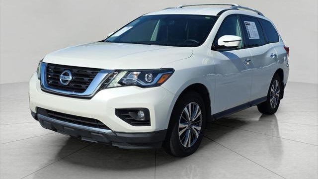2019 Nissan Pathfinder SV