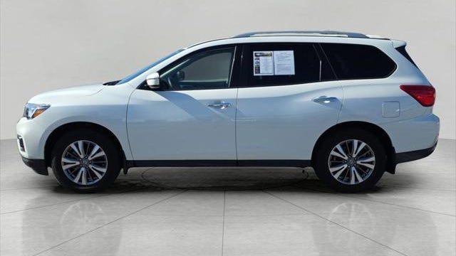 2019 Nissan Pathfinder SV