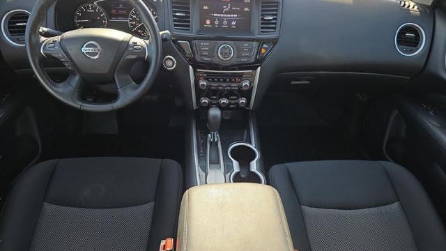 2019 Nissan Pathfinder SV