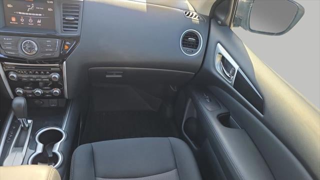 2019 Nissan Pathfinder SV