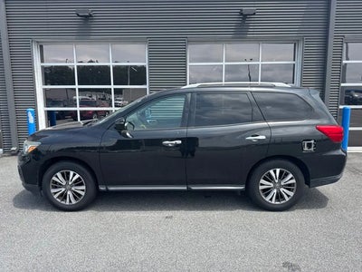 Photo of a 2019 Nissan Pathfinder S 4DR SUV for sale