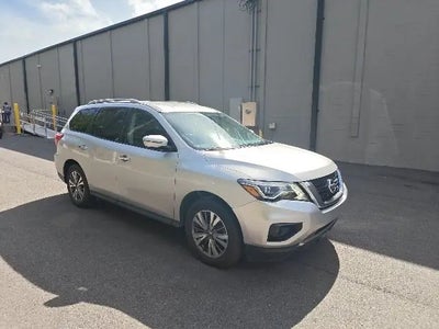 2019 Nissan Pathfinder S 4DR SUV