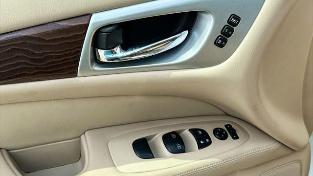 2018 Nissan Pathfinder S