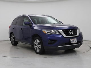 2018 Nissan Pathfinder with Caspian Blue Exterior