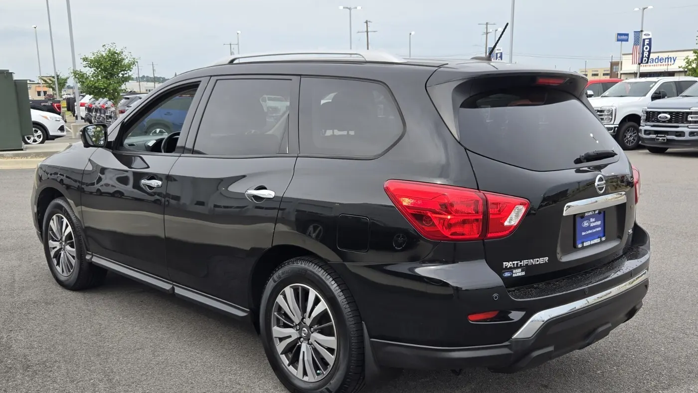 2018 Nissan Pathfinder S