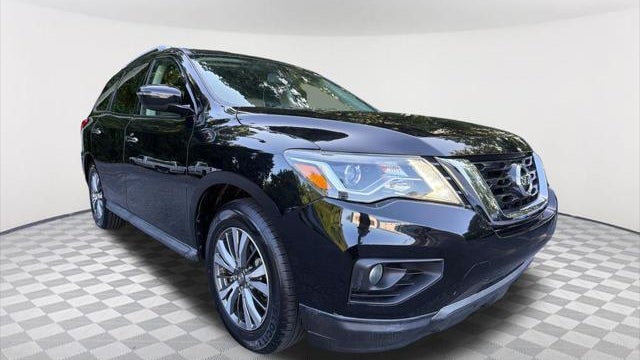 2019 Nissan Pathfinder SV