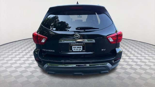 2019 Nissan Pathfinder SV