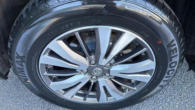 2019 Nissan Pathfinder SV