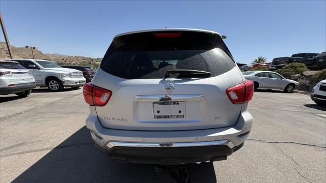 2019 Nissan Pathfinder SL