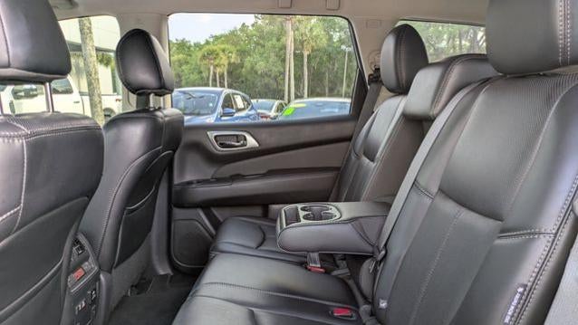 2019 Nissan Pathfinder S