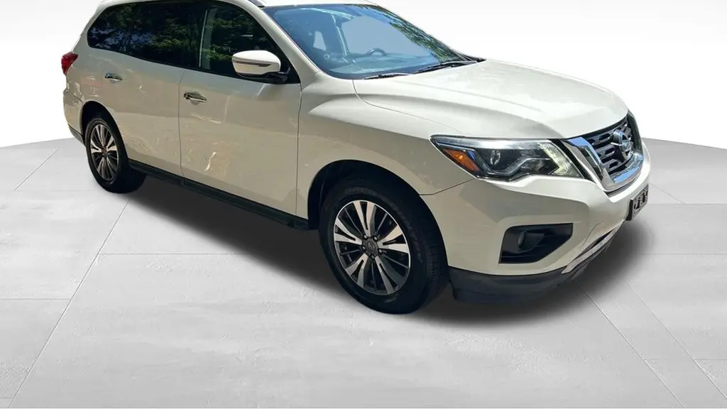2017 Nissan Pathfinder S