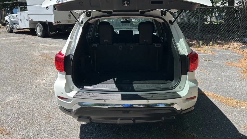 2017 Nissan Pathfinder S