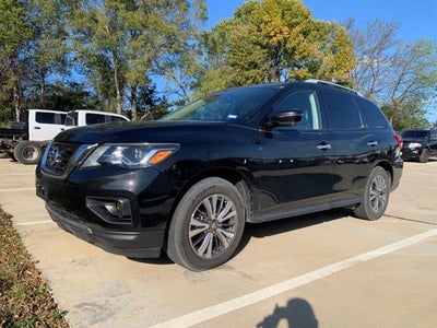 Photo of a 2019 Nissan Pathfinder SL 4DR SUV for sale