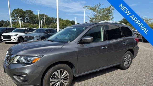 2019 Nissan Pathfinder S
