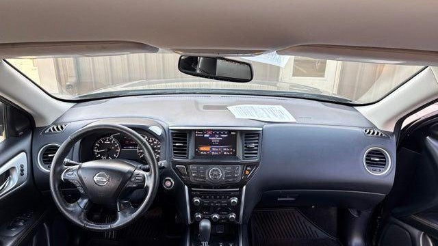 2019 Nissan Pathfinder SL